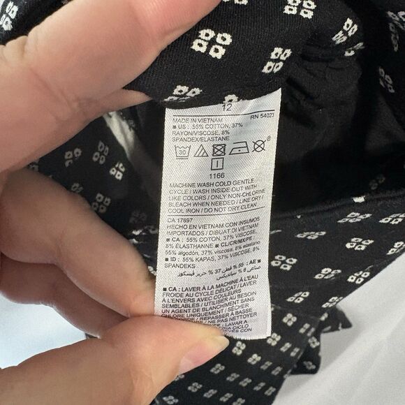 Old Navy Pixie Pants Women's Size 12 Black White Print Diamond Polka Dot Stretch - Picture 6 of 7